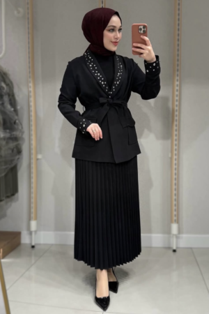 Elegant Pleated Skirt Set